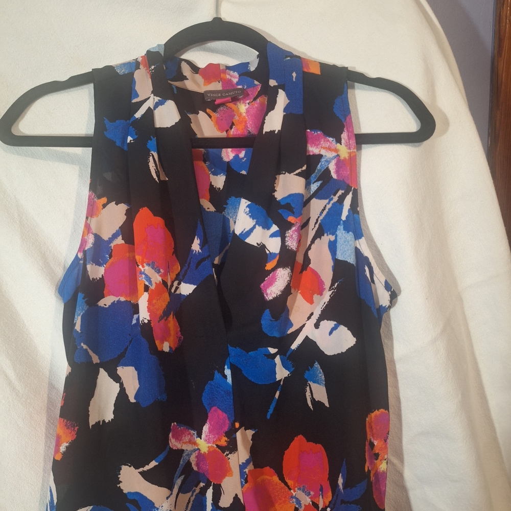 Two by Vince Camuto Multicolor Floral Blouse